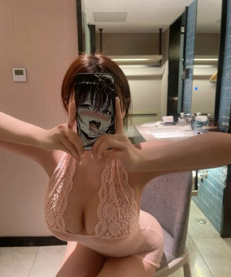 午夜国产电影
