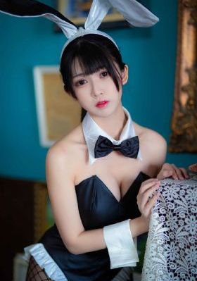韩国电影年轻的阿姨